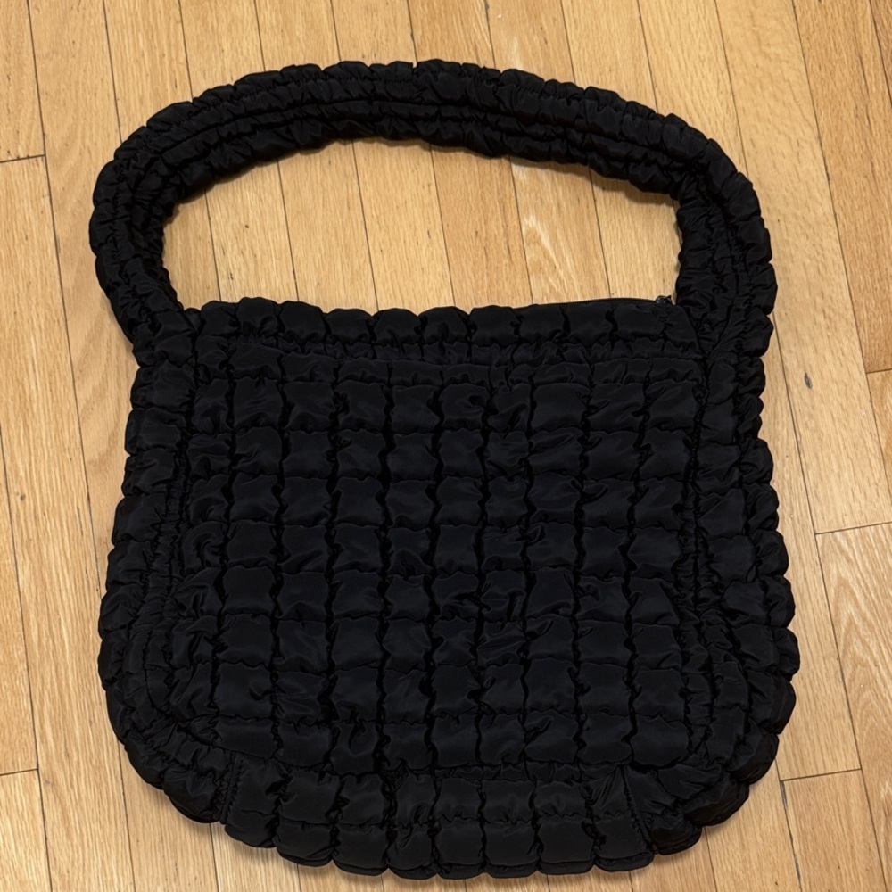 Wild Fable Black Puffer Shoulder Bag